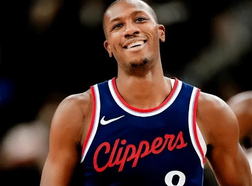 pg电子娱乐平台-快船117-109黄蜂3喜1忧！弃用祖巴茨效果拉满，2配角打出价值！