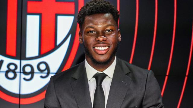 1691246573224075179.jpg PG模拟器在线试玩-【人物】米兰新援尤努斯·穆萨的往事与迷途