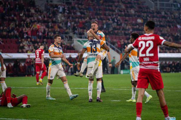 PG模拟器官网-舒波-莫廷接替莱万——锋狂拜仁找到中锋解题方案？