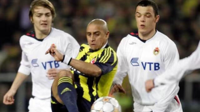 PG模拟器在线试玩-那个把莱万挤到第3级联赛的人 被酒精毁掉了青春…