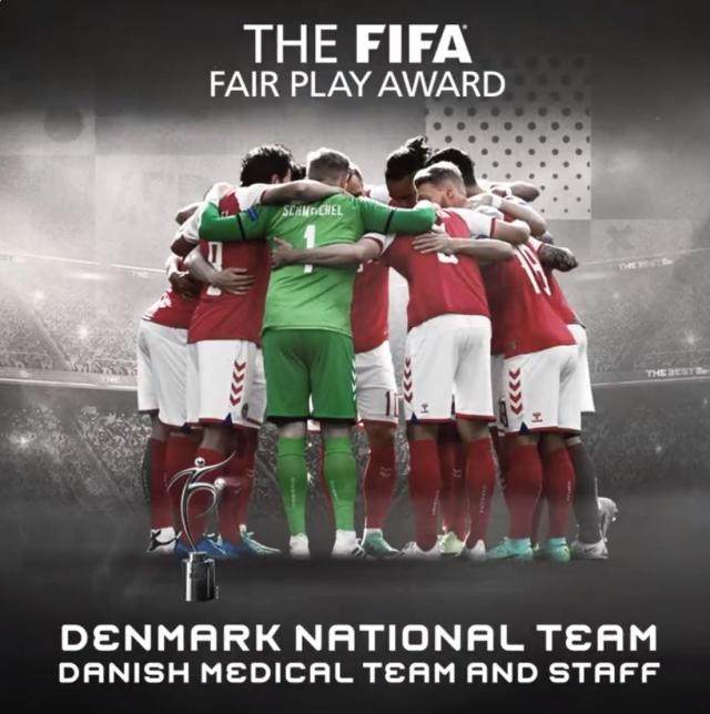 1642446316788013602.jpg pg电子娱乐平台-【实时更新】FIFA年度盛典 莱万当选世界足球先生!