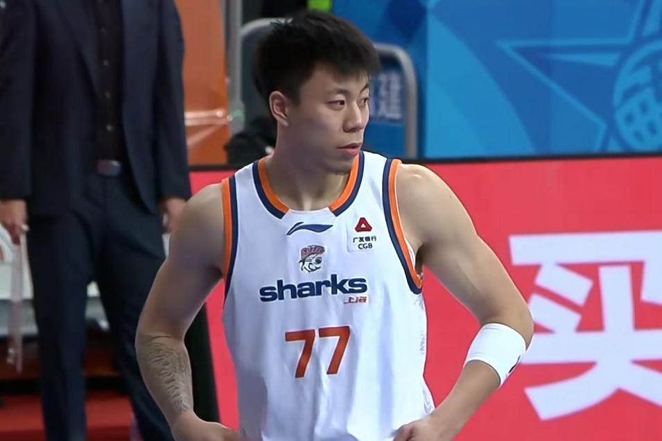 PG模拟器官网-上海男篮30分大胜,弗格36分大爆发,邹阳空砍18分6篮板4抢断!