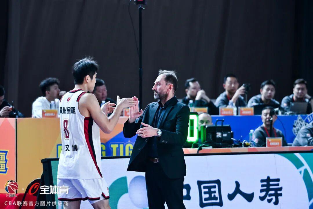 pg电子娱乐平台-【CBA联赛】第二十三轮｜第一阶段收官，浙江稠州金租61-59胜新疆伊力特！