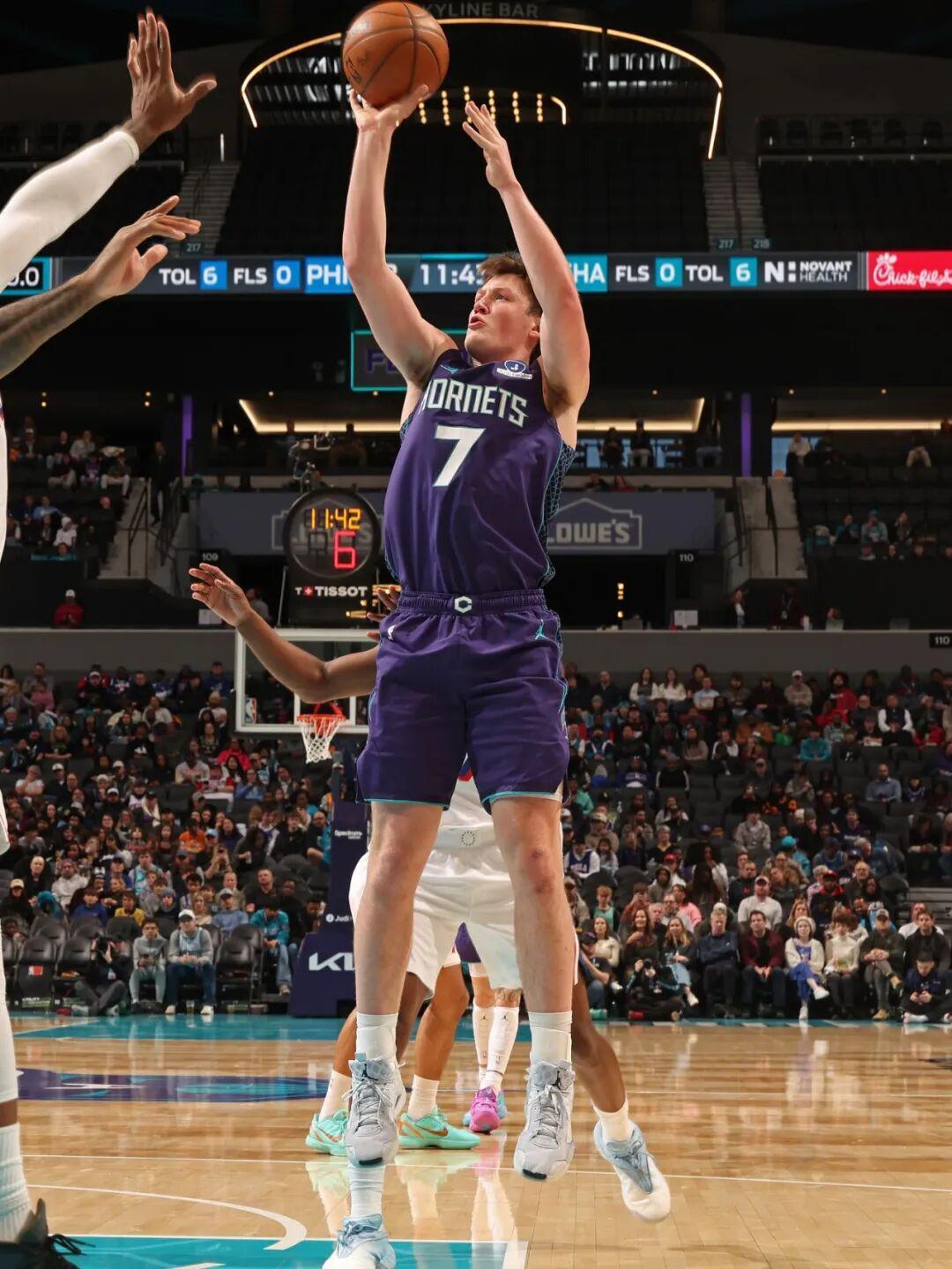 pg电子娱乐平台-再拉胯!直接撞新秀墙啊,两场顶七场,弗拉格,机会真的来了